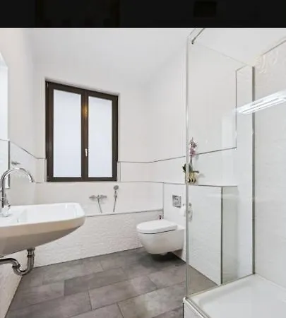 Апартаменты Helenas Place