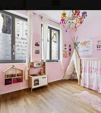 Apartment Helenas Place
