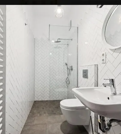 Helenas Place דירה *