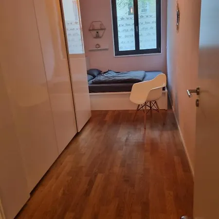 Helenas Place * Berlin