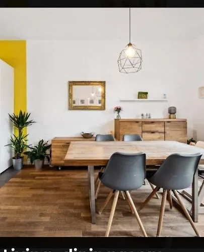 Helenas Place Berlino