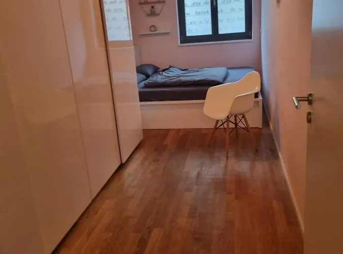 Helenas Place * Βερολίνο