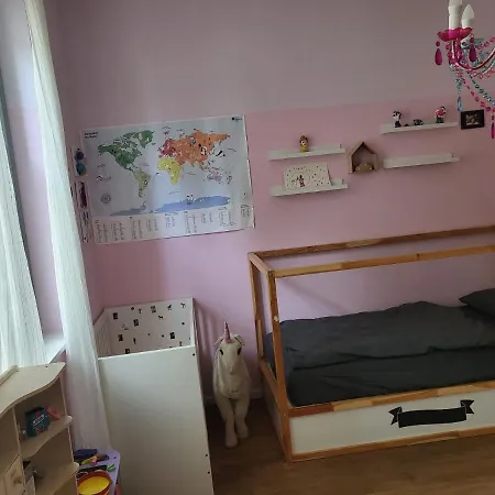 Helenas Place Апартаменты *